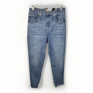 Levi’s Silver Tab Mom Jeans High Rise Medium Wash Classic Denim Women 31x29